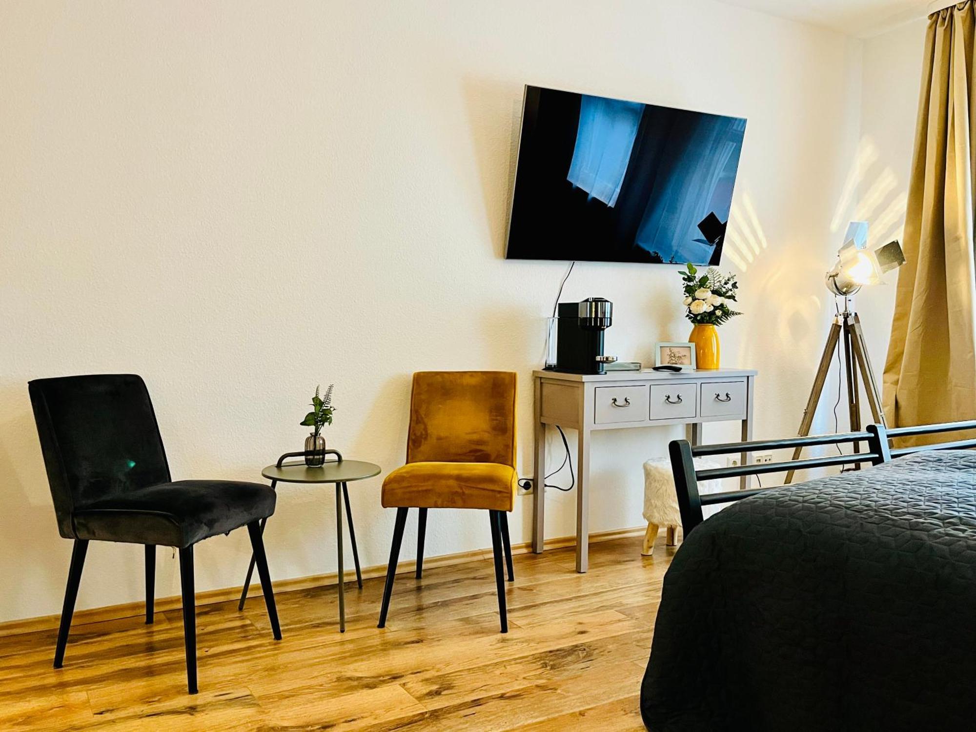 Aycatcherhomes - Top Lage I 4 Personen I Zentral I Altstadt Marburg I Naehe Fluss Lahn I Boutique Apartment Pera ภายนอก รูปภาพ