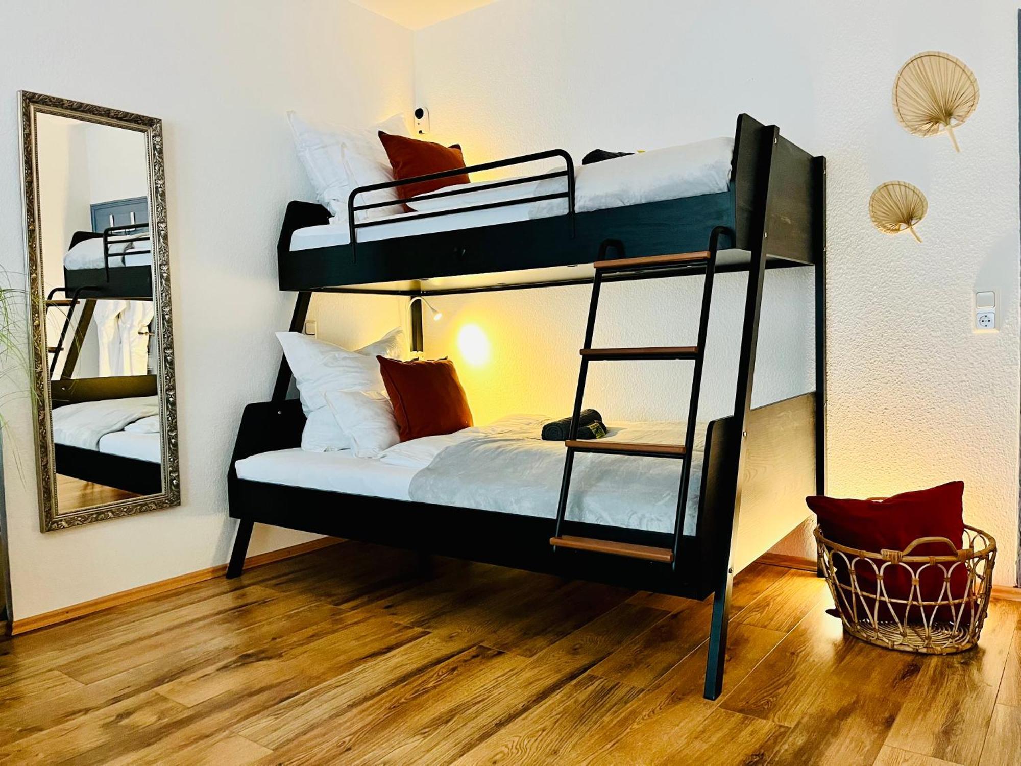 Aycatcherhomes - Top Lage I 4 Personen I Zentral I Altstadt Marburg I Naehe Fluss Lahn I Boutique Apartment Pera ภายนอก รูปภาพ