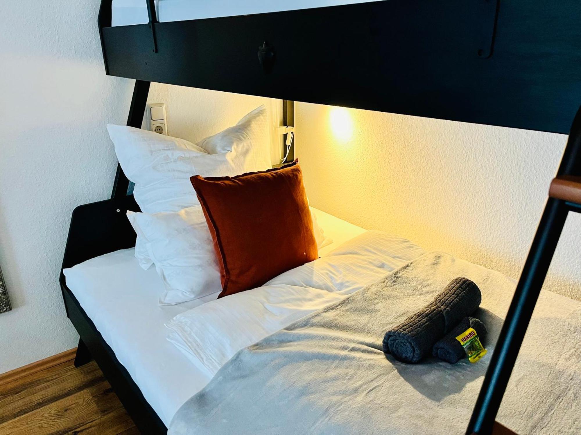 Aycatcherhomes - Top Lage I 4 Personen I Zentral I Altstadt Marburg I Naehe Fluss Lahn I Boutique Apartment Pera ภายนอก รูปภาพ