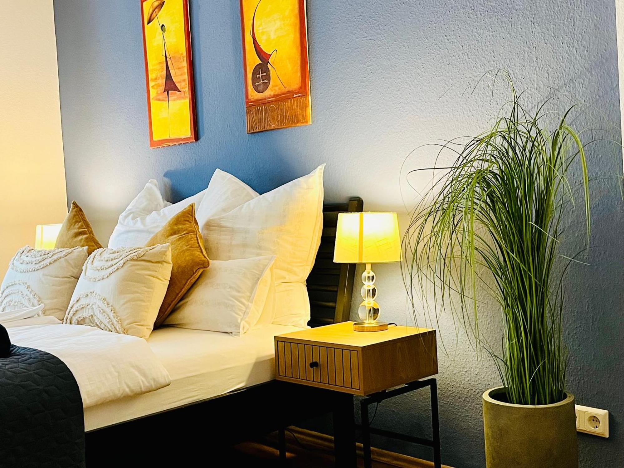 Aycatcherhomes - Top Lage I 4 Personen I Zentral I Altstadt Marburg I Naehe Fluss Lahn I Boutique Apartment Pera ภายนอก รูปภาพ