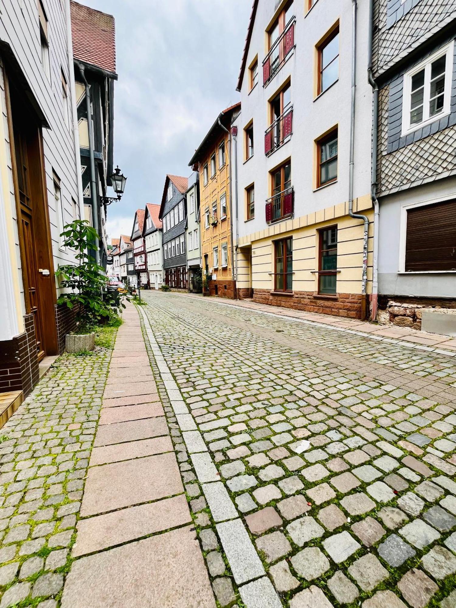 Aycatcherhomes - Top Lage I 4 Personen I Zentral I Altstadt Marburg I Naehe Fluss Lahn I Boutique Apartment Pera ภายนอก รูปภาพ